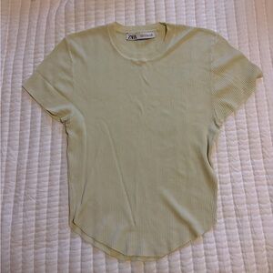 Zara Women's Light Green Ribbed Tee